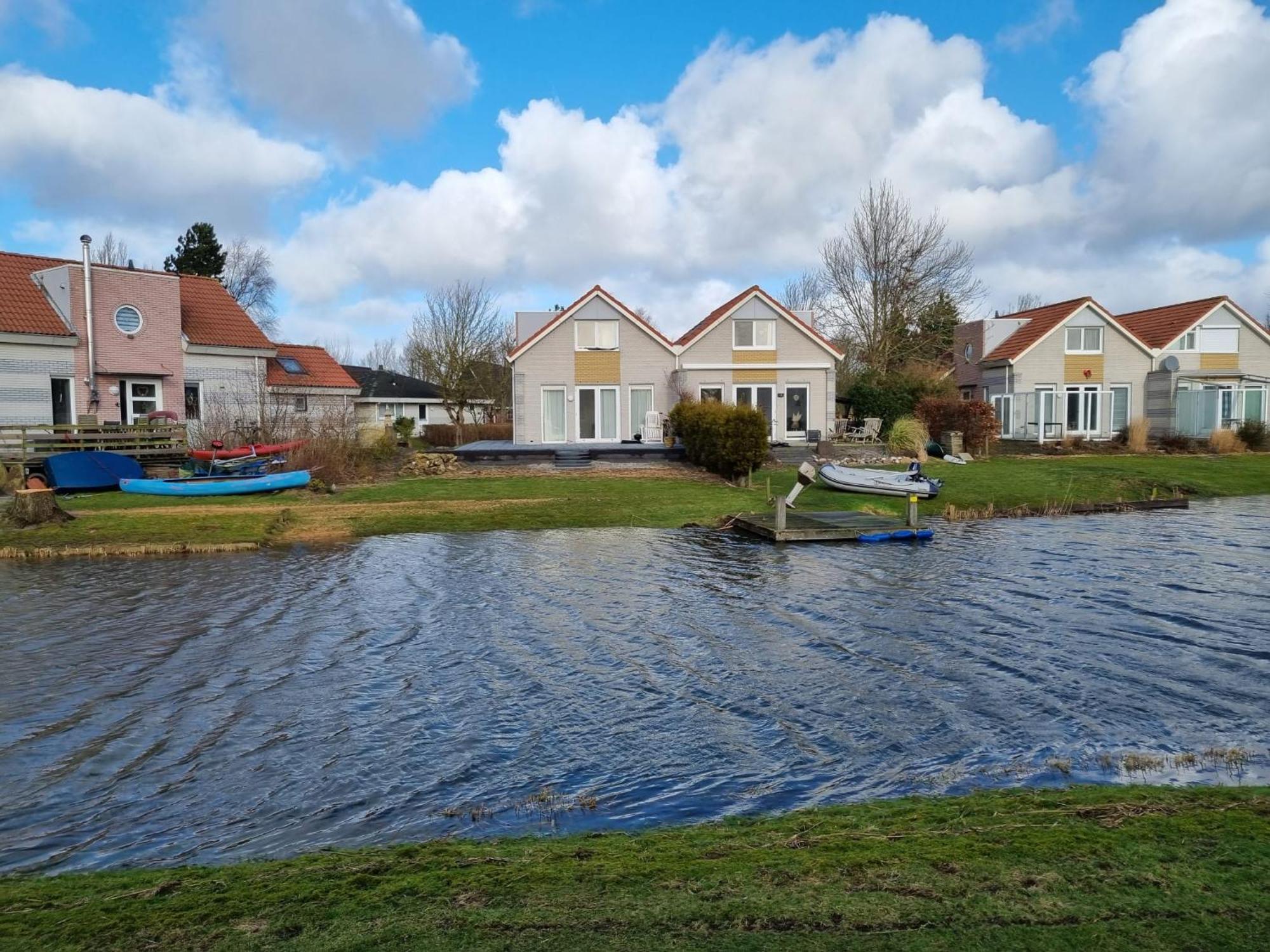 Prachtige Vakantievilla Aan Ijsselmeer Holiday home Makkum