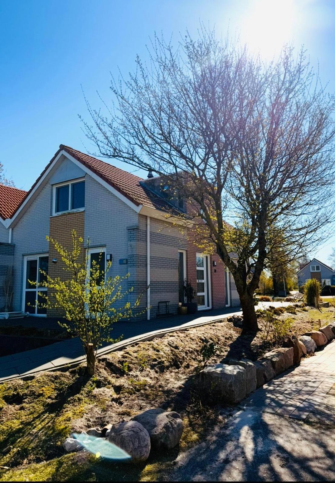 Holiday home Prachtige Vakantievilla Aan Ijsselmeer Makkum